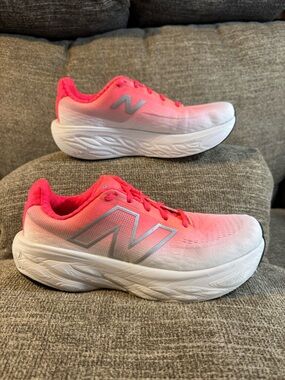 New Balance Women’s Fresh Foam X 1080v14 in the Urgent Red Size 9.5
